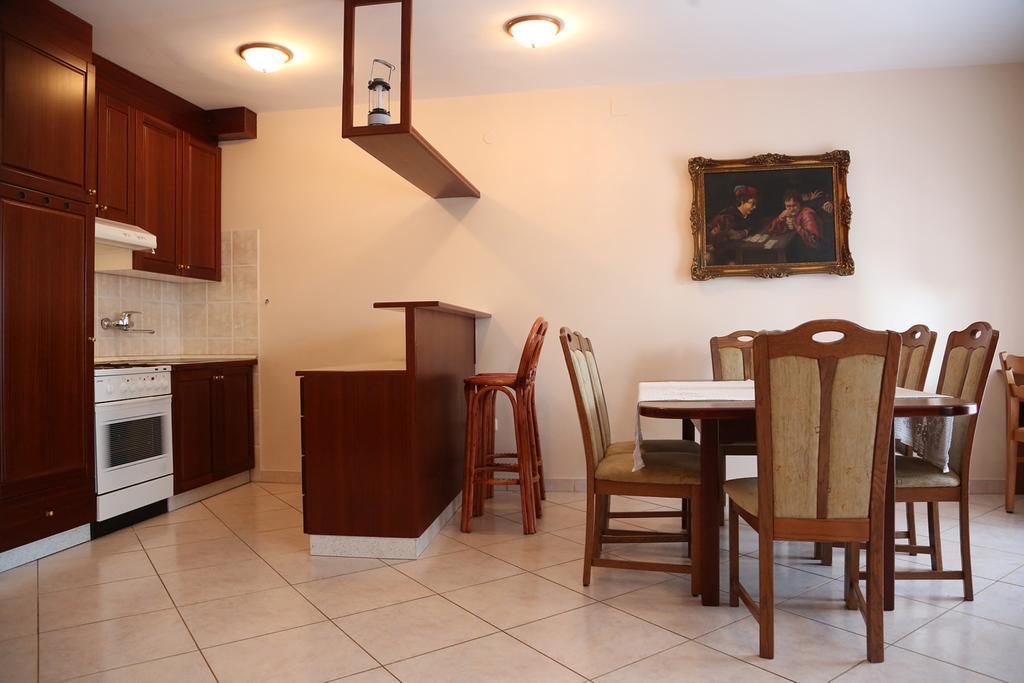 Apartments Max Врсар Экстерьер фото